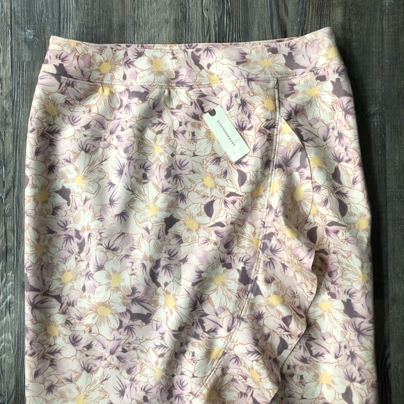 ANTHROPOLOGIE FLORAL SKIRT - Picture 5 of 6